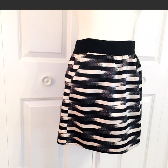 Gap mini skirt - Picture 1 of 4